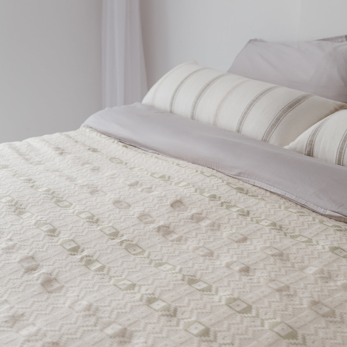 Brackets Bed Cover