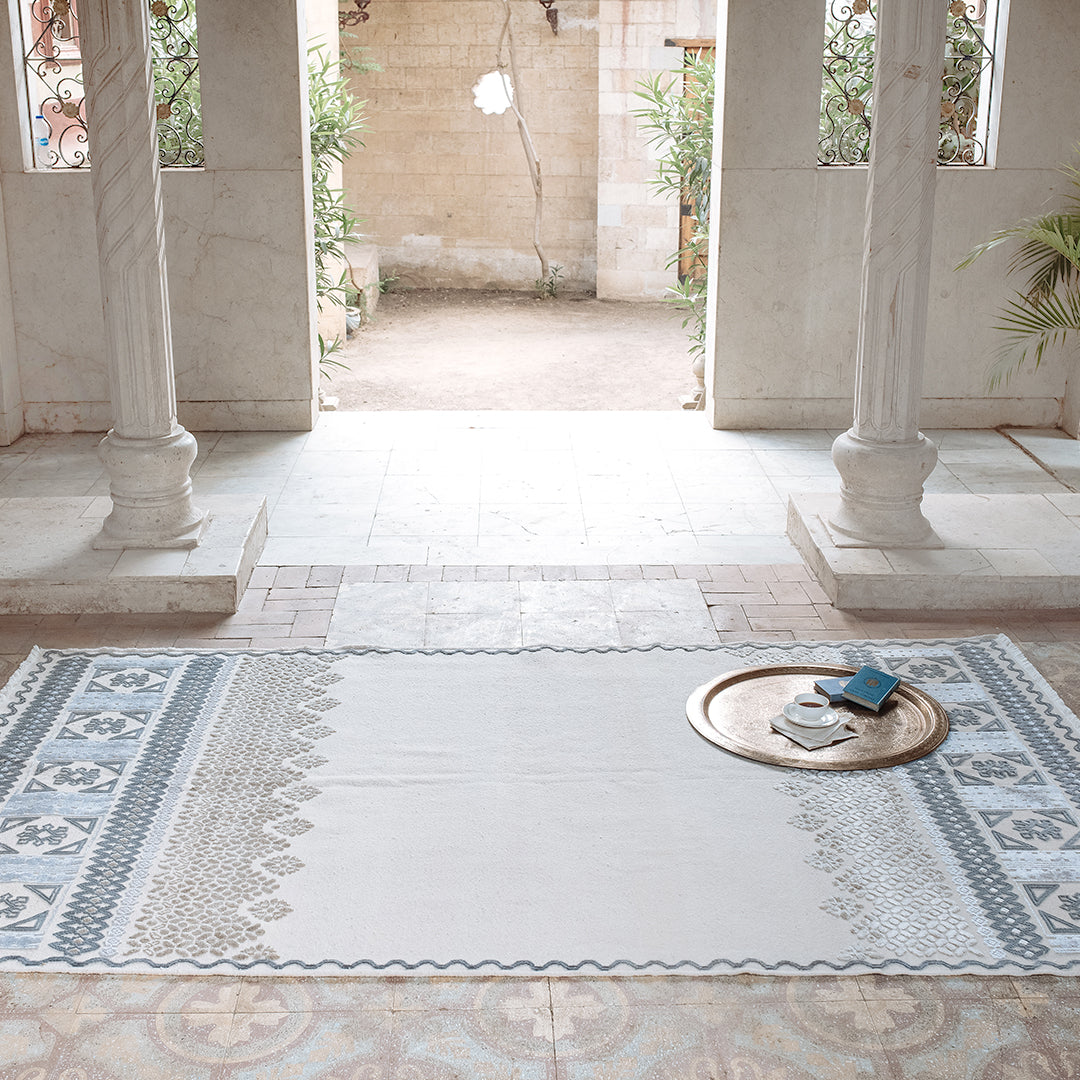 Lattice Hand-knotted Carpet